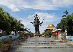 The Khlong Khuean Ganesh International Park