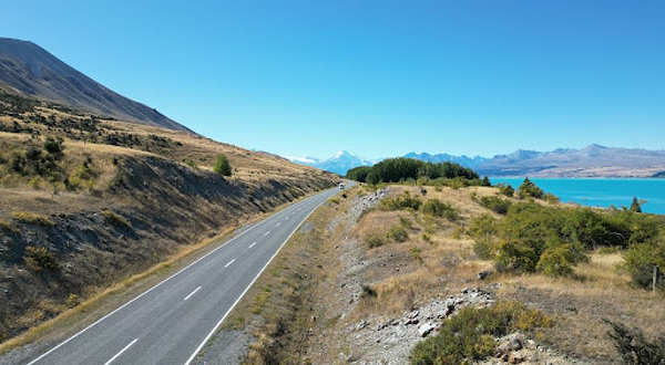 Lake Pukaki Beach Lookout