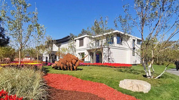 奥润顺达节能门窗工业旅游景区