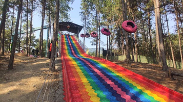 欢乐丛林户外乐园