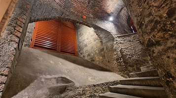 圣尼古拉斯钟楼