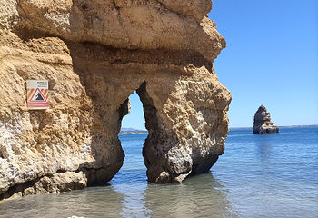 Praia do Camilo第 20 张图片