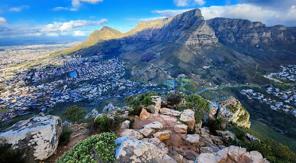 Lion's Head Hiking Trail