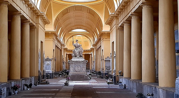 博洛尼亚纪念碑