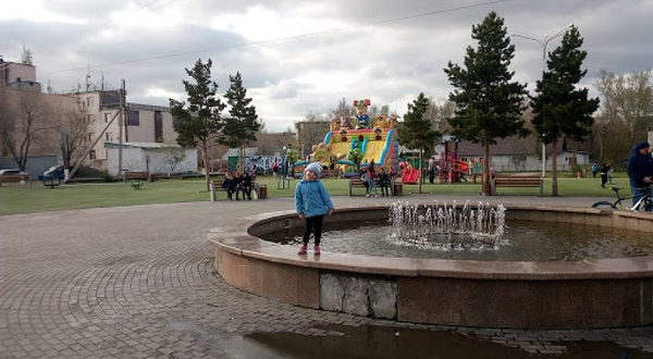 Detskaya Ploshchadka Za Dom Kul'tury Molodezhnyy