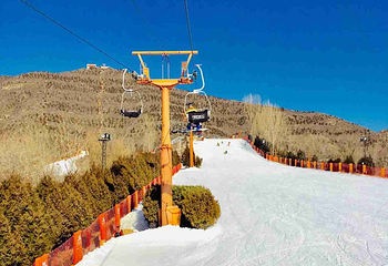 北京军都山滑雪场第 23 张图片