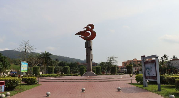 母瑞山革命广场