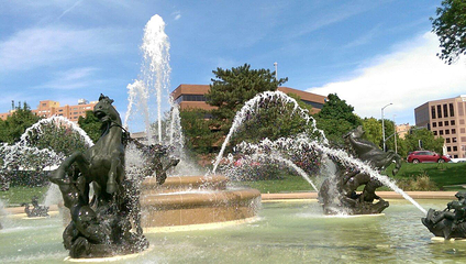 J.C. Nichols Memorial Fountain第 2 张图片