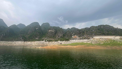 万峰湖第 11 张图片