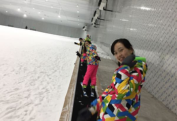 桃花雪缘室内滑雪场第 4 张图片