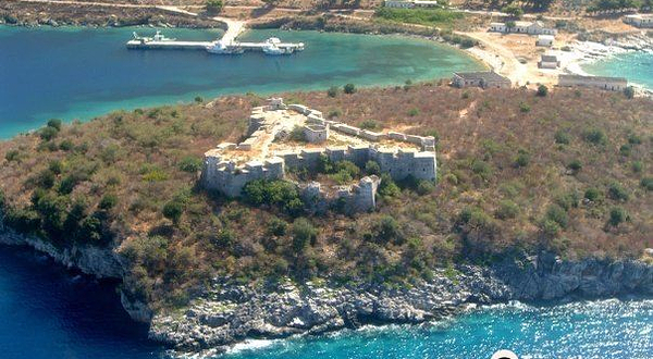 Penisola Di Porto Palermo e Castello