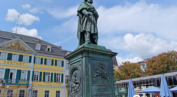 贝多芬纪念雕像