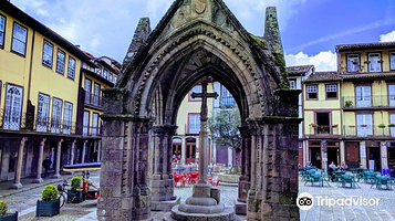 Largo da Oliveira Square