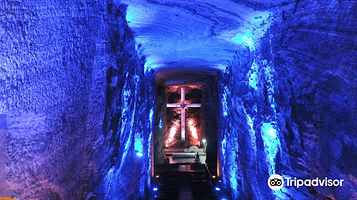 锡帕基拉盐矿大教堂