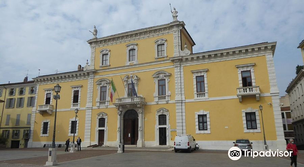 布雷西亚市集广场