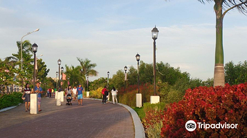 Esplanade River Ride