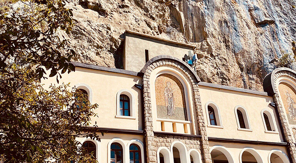 奥斯特洛修道院