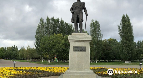 Monument to Zhambyl Zhabayev