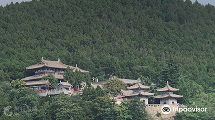 龙门石窟-看经寺第 2 张图片
