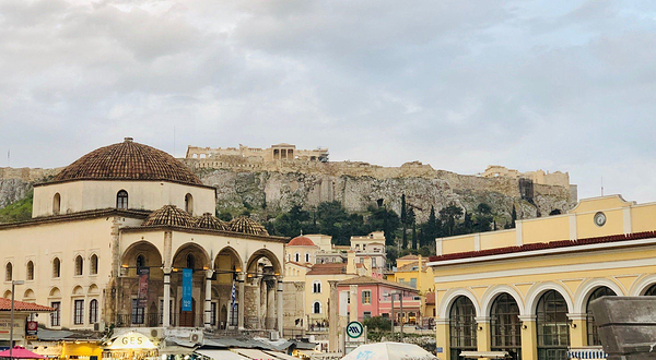 蒙纳斯提拉奇广场