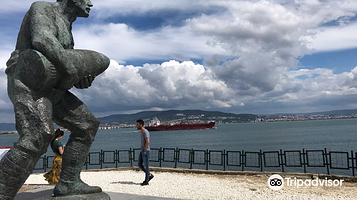 Seyit Onbaşı Anıtı