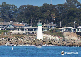 圣克鲁斯防波堤灯塔