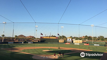 凤凰城市立球场