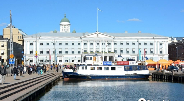 赫尔辛基市政厅