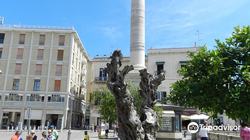 圣奥伦佐纪念柱