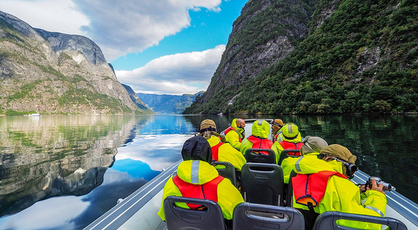 FjordSafari - Flam Guide Service AS