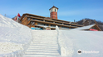 哈尔滨吉华长寿山滑雪场