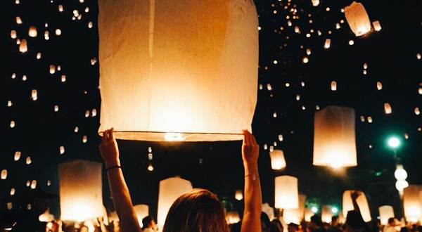 泰国水灯节