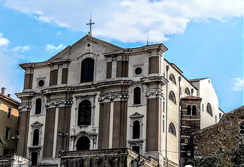 的里雅斯特圣母教堂第 11 张图片