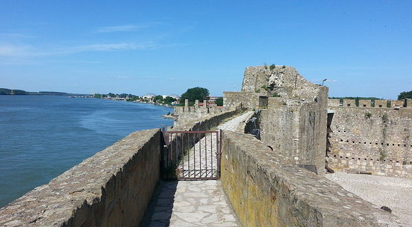 斯梅代雷沃要塞