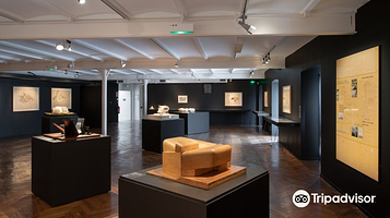 法国当代艺术中心