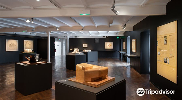 法国当代艺术中心