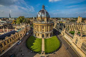 瑞德克利夫拱形建筑物