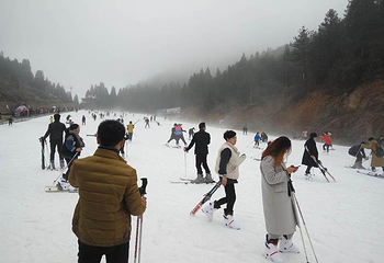绿水尖室外滑雪场第 21 张图片