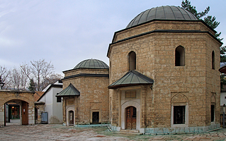 加齐-胡色雷贝清真寺
