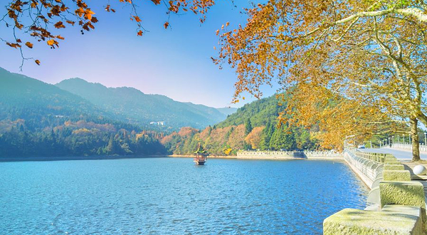 庐山国家级旅游风景名胜区-芦林湖