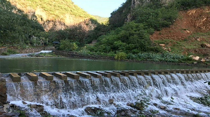 龙卧岩第 7 张图片