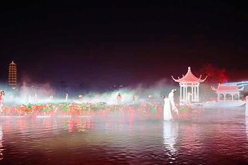 《寻梦牡丹亭》大型实景演出第 21 张图片