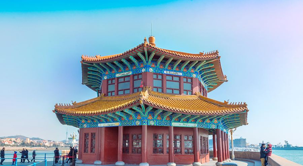 栈桥景区-回澜阁