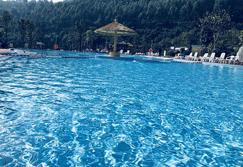 十万大山布透温泉第 17 张图片