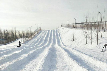 东飞滑雪场第 1 张图片