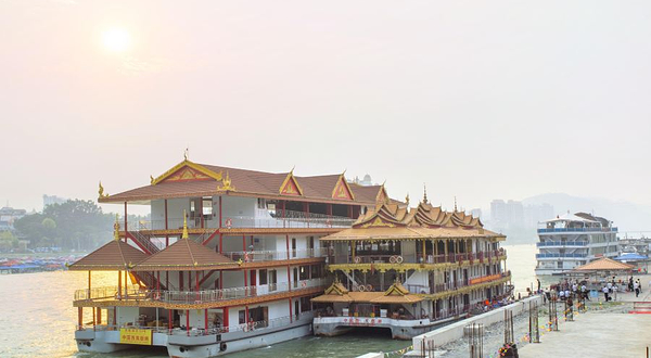 澜沧江交融1号五星游轮