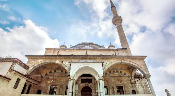 Izzet帕夏清真寺