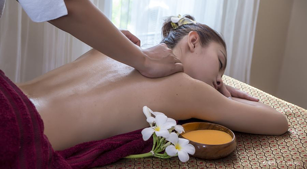 华兰纳水疗馆（长康夜市店）