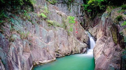 龙景峡谷第 6 张图片