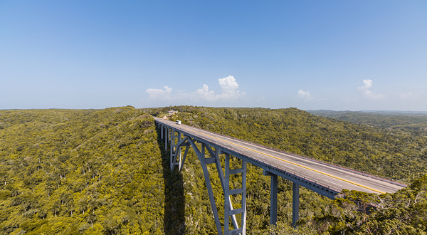 Puente de Bacunayagua